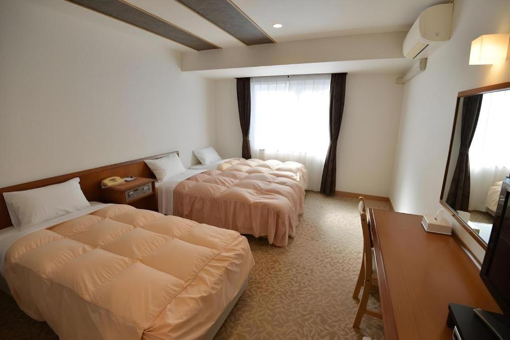 Hill Urban Hotel